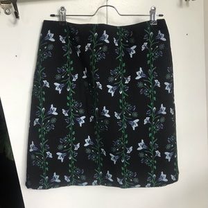 A-Line patterned skirt.